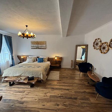 Blue House Citadel Elite Sighisoara Appartement Buitenkant foto