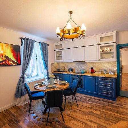 Blue House Citadel Elite Sighisoara Appartement Buitenkant foto