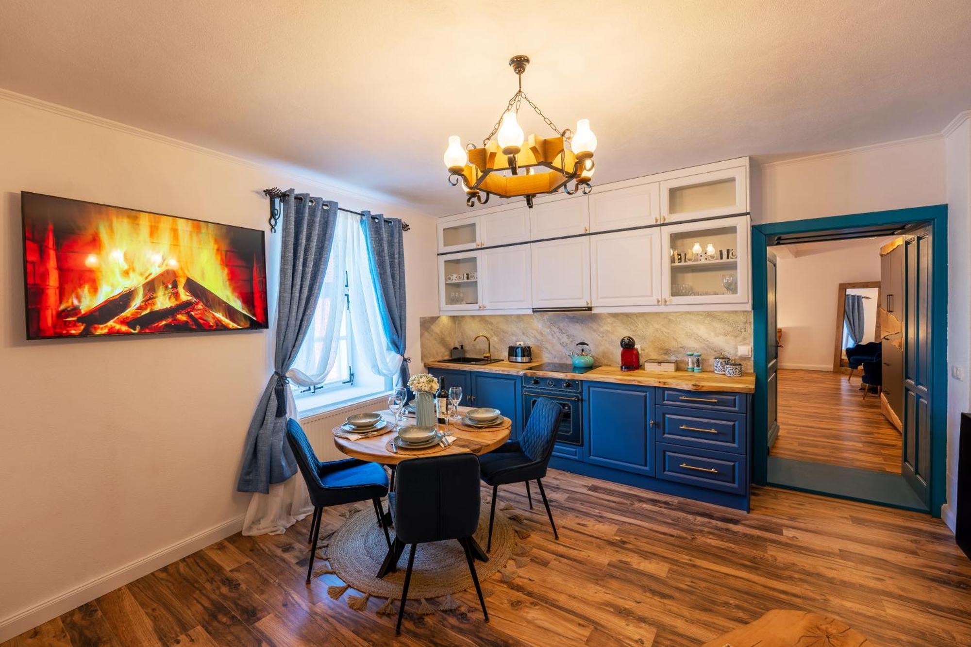 Blue House Citadel Elite Sighisoara Appartement Buitenkant foto